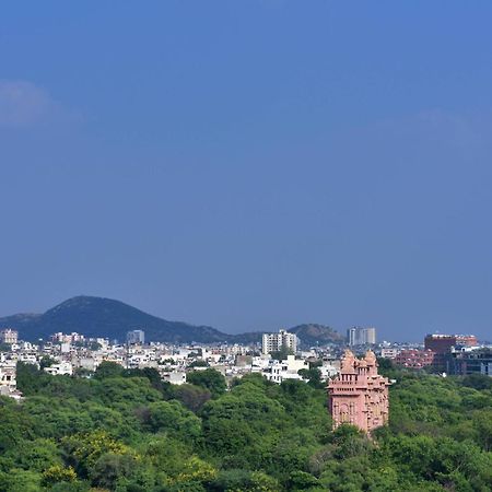 Jaipur Marriott Hotel Exteriér fotografie View of the city