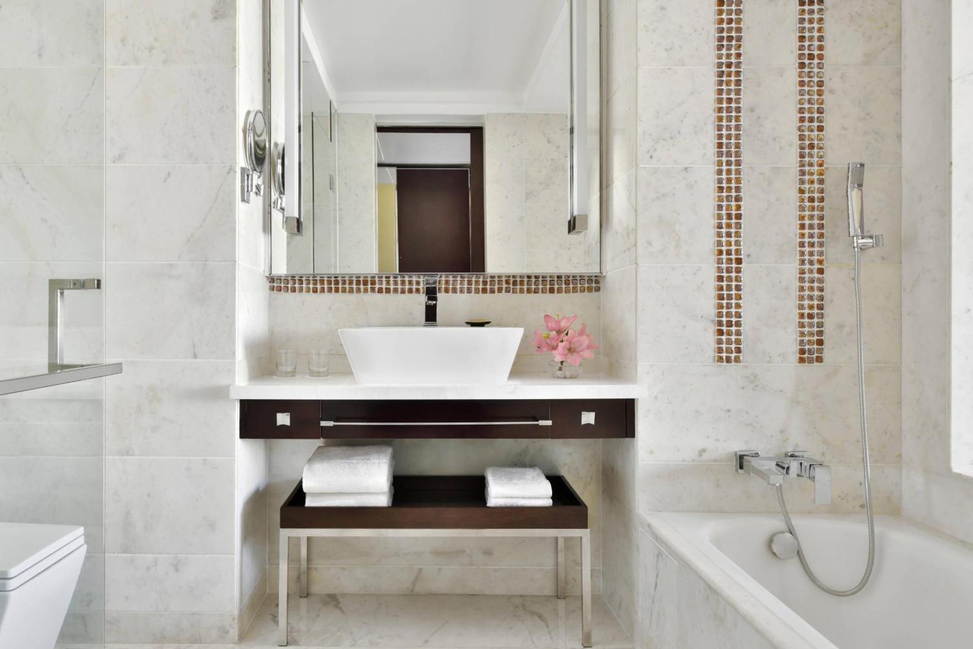 Jaipur Marriott Hotel Exteriér fotografie Bathroom