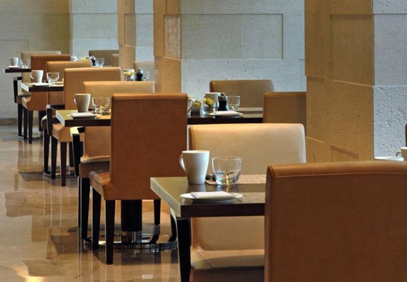 Jaipur Marriott Hotel Exteriér fotografie The interior of the lounge